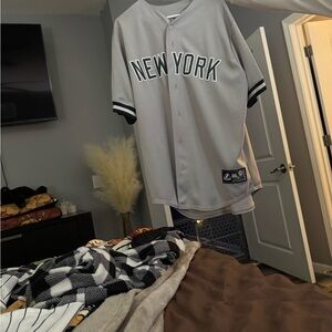 Gray Yankees Jersey- size L